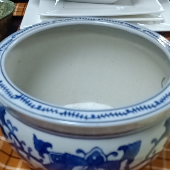 Vintage flower pot - Picture 2 of 4